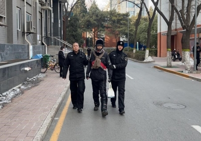 公司驻北大医学部保安队协警抓获偷盗外卖惯犯