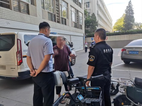 驻北大医学部保安中队协警抓获校园偷盗电动车嫌疑人