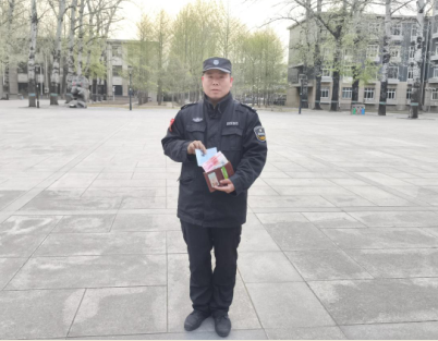 北航保安员拾金不昧，暖心善举获赞誉